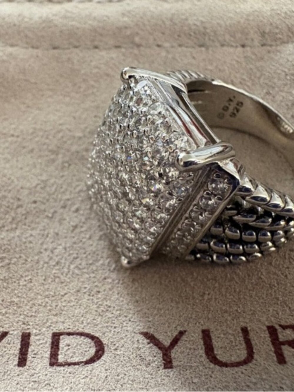 David Yurman Silver Ring with Sparkling White Accents sz8